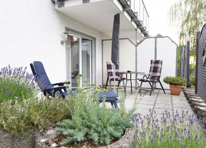 56 qm 1 OG mit Aufzug u. Balkon