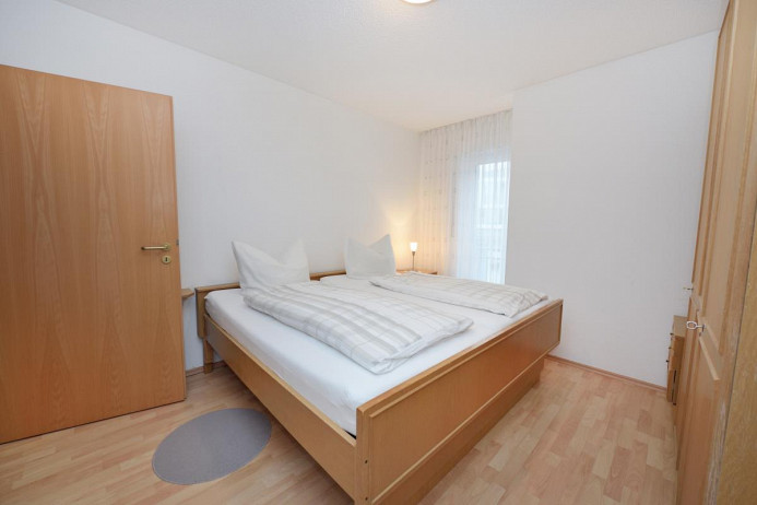 56 qm 1 OG mit Aufzug u. Balkon